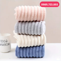 Khan-quan-toc-nu-san-ho